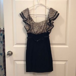 Polka dot dress with ruffle sleeve